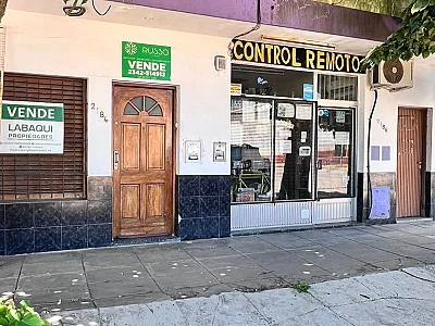 CASA CON LOCAL EN VENTA | PELLEGRINI 2100 | BRAGADO