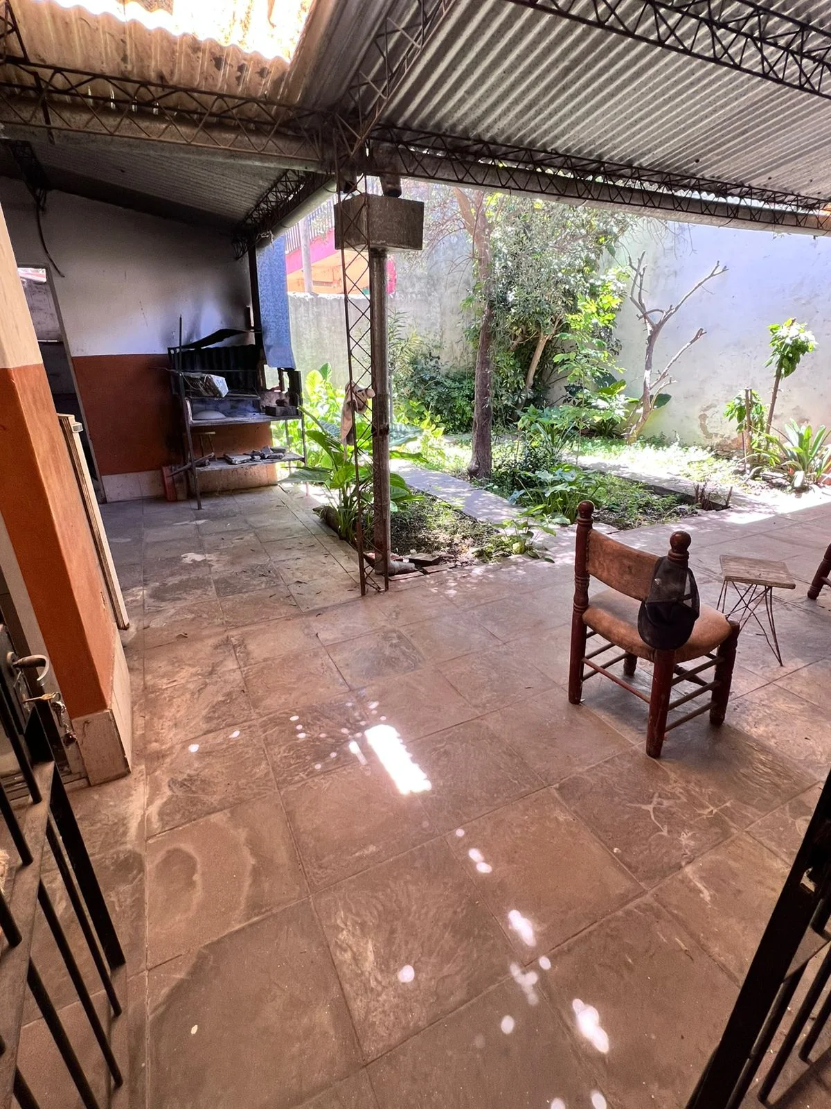 CASA CON LOCAL EN VENTA | PELLEGRINI 2100 | BRAGADO