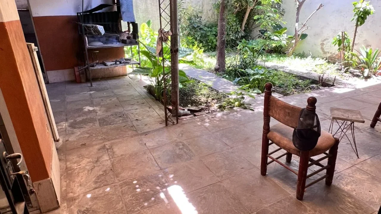 CASA CON LOCAL EN VENTA | PELLEGRINI 2100 | BRAGADO