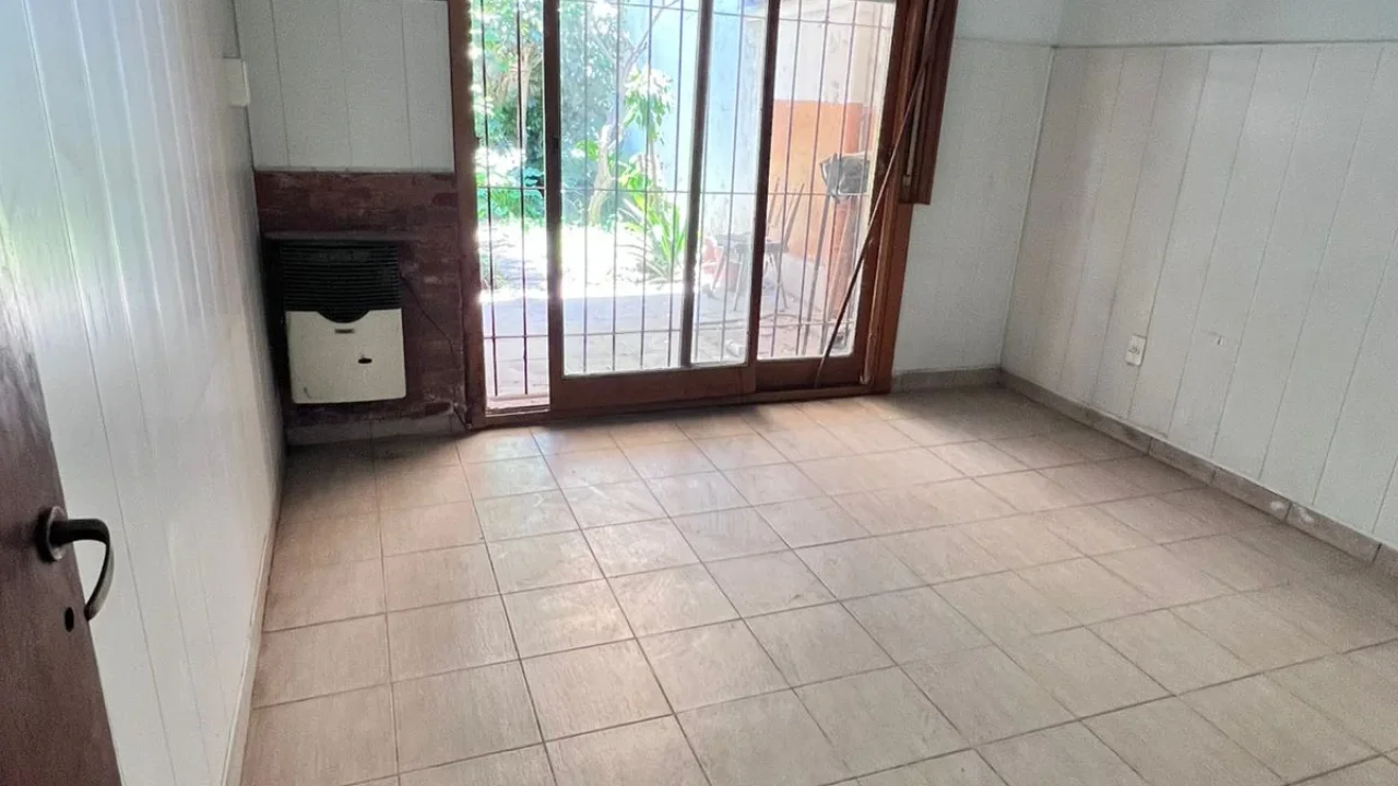 CASA CON LOCAL EN VENTA | PELLEGRINI 2100 | BRAGADO