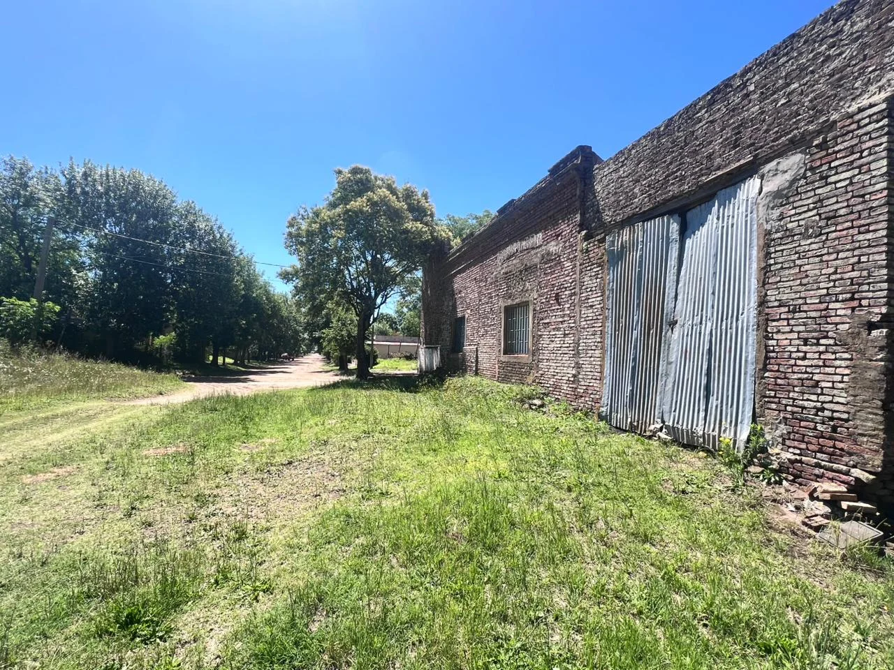 CASA EN VENTA | A REMODELAR | COMODORO PY