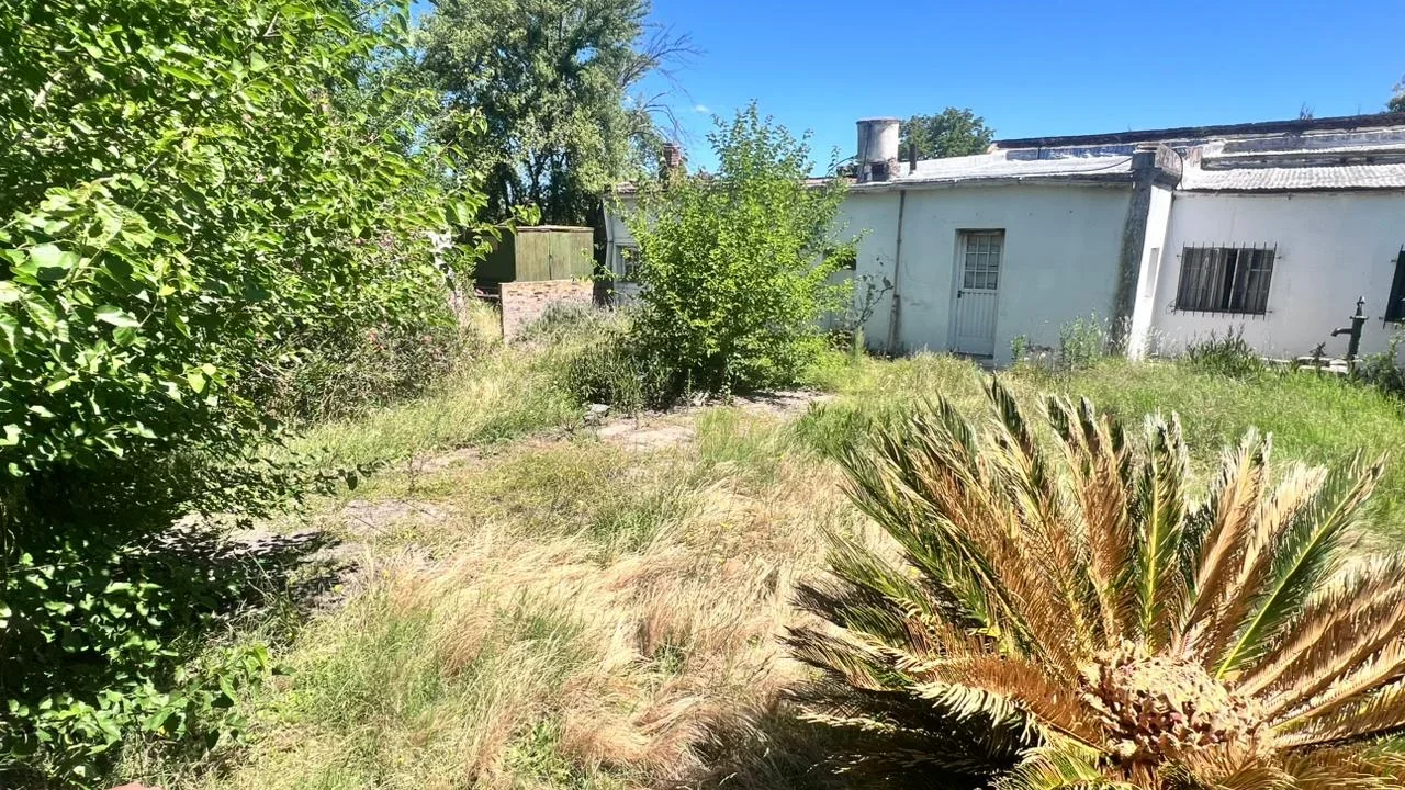 CASA EN VENTA | A REMODELAR | COMODORO PY