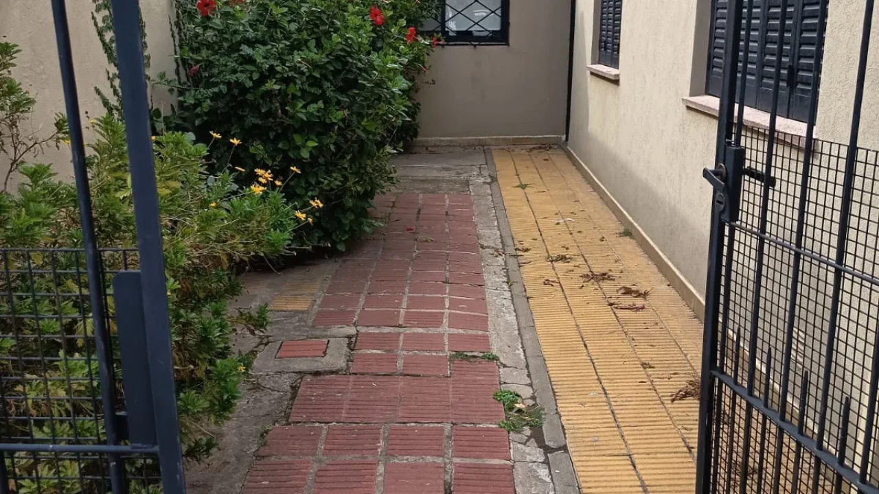 EN VENTA -Casa Ubicada Sobre Calle Balcarce N°535