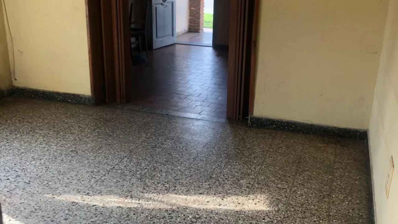 CASA EN VENTA A REFACCIONAR | ROCA 600 | BRAGADO