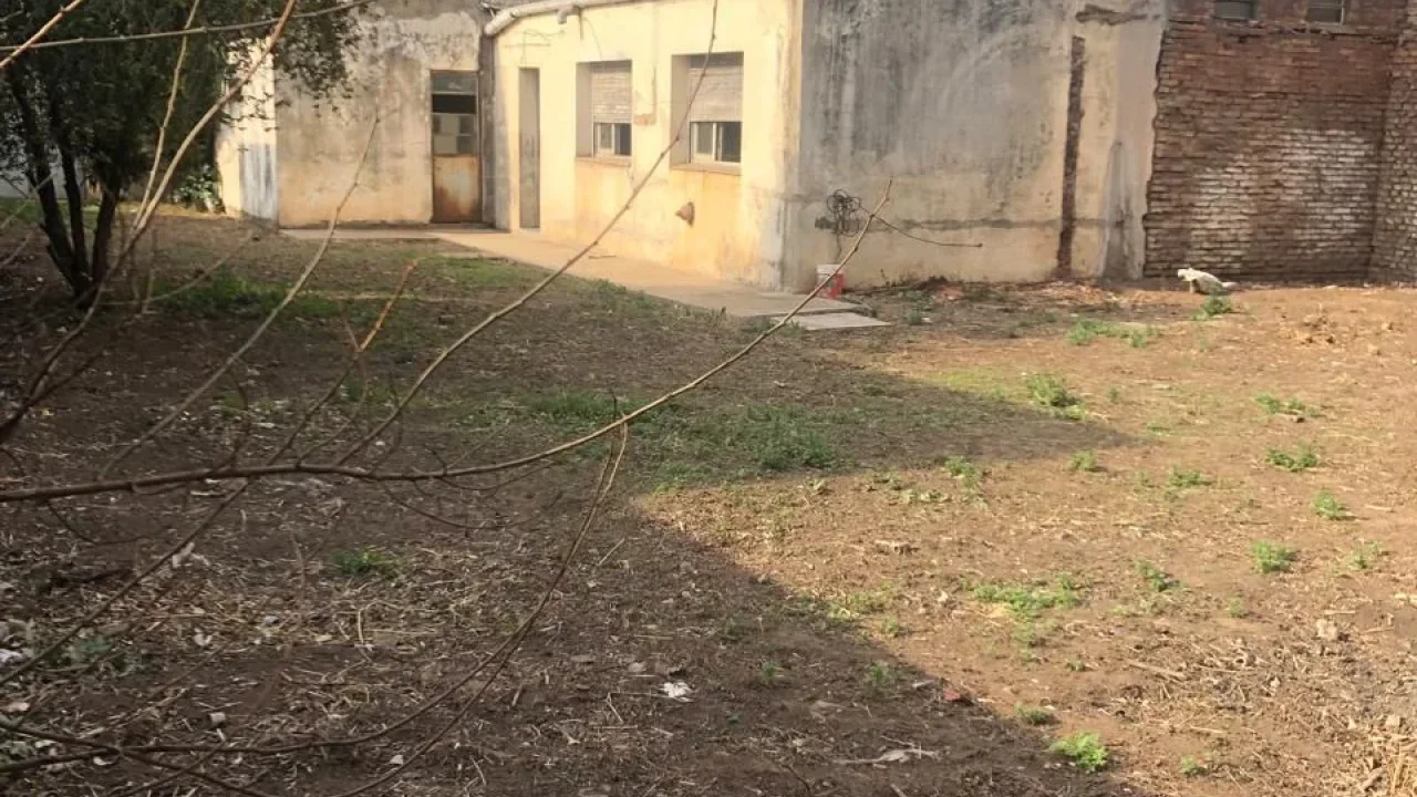CASA EN VENTA A REFACCIONAR | ROCA 600 | BRAGADO