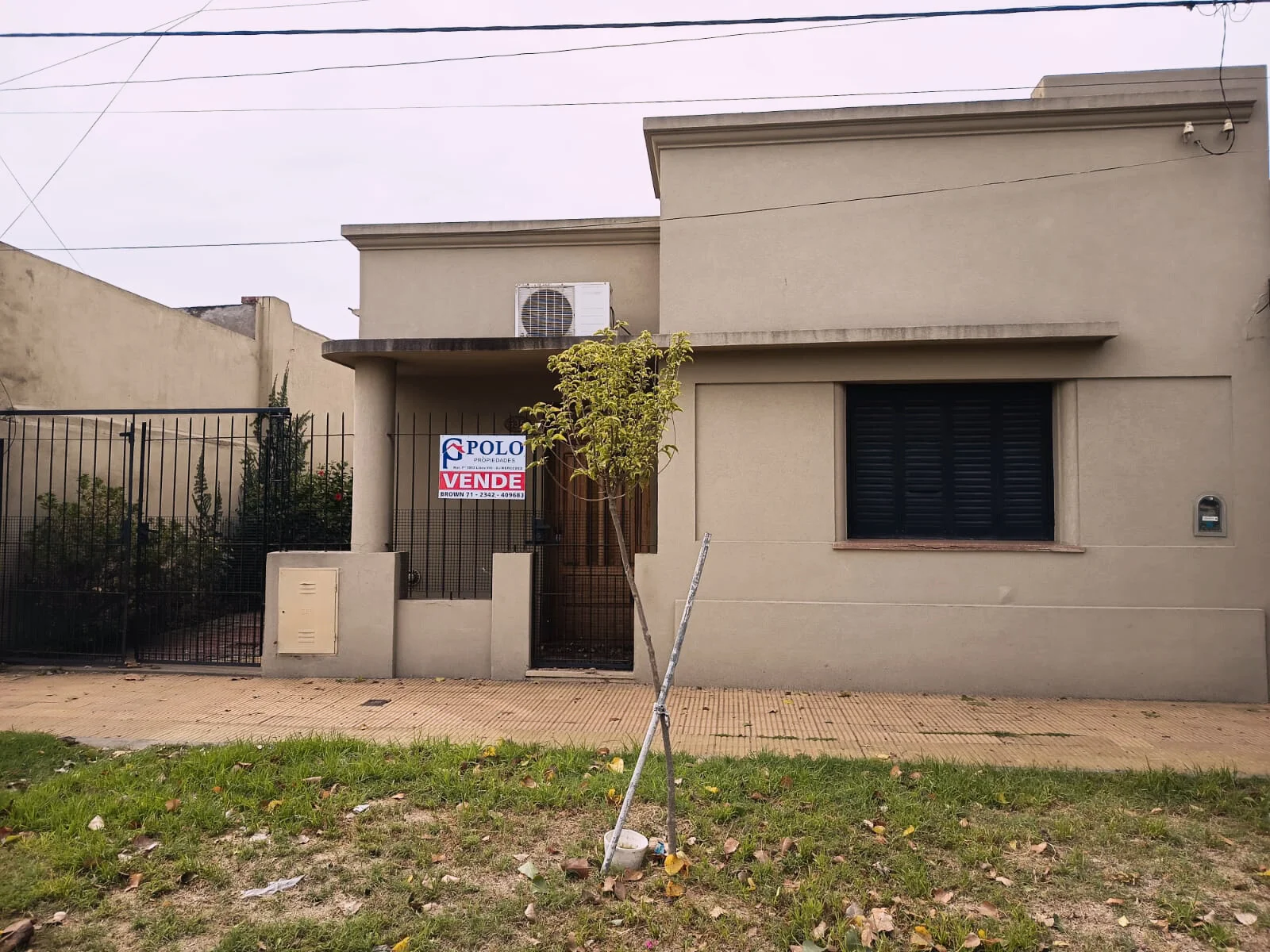 EN VENTA -Casa Ubicada Sobre Calle Balcarce N°535