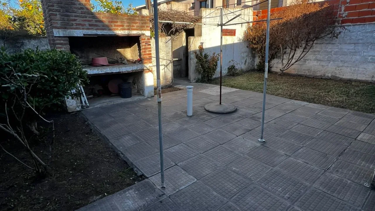 CASA EN VENTA | LAPRIDA 700 | BRAGADO