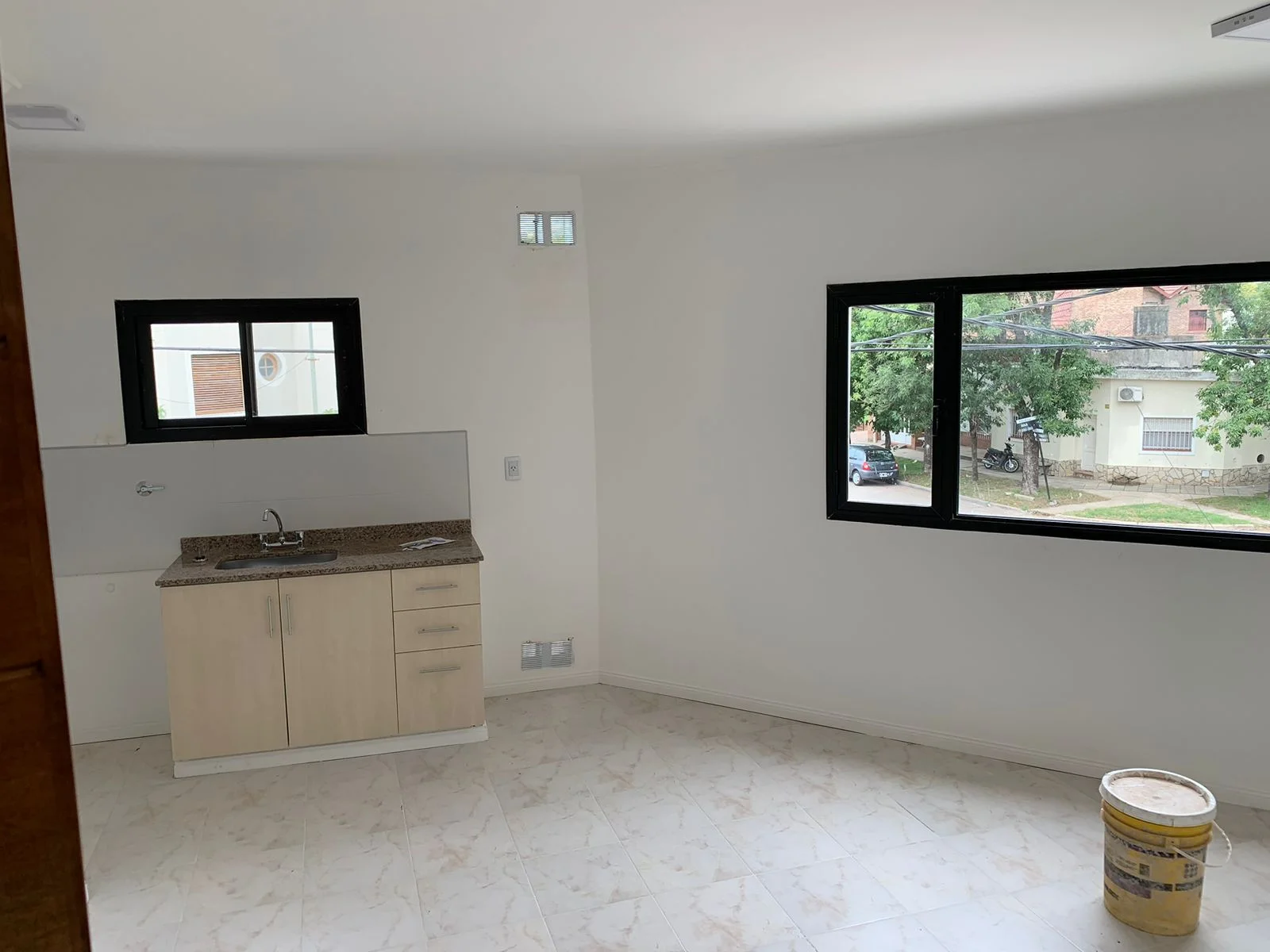 DEPTO EN VENTA | ROCA Y REMEDIOS DE ESCALADA | BRAGADO