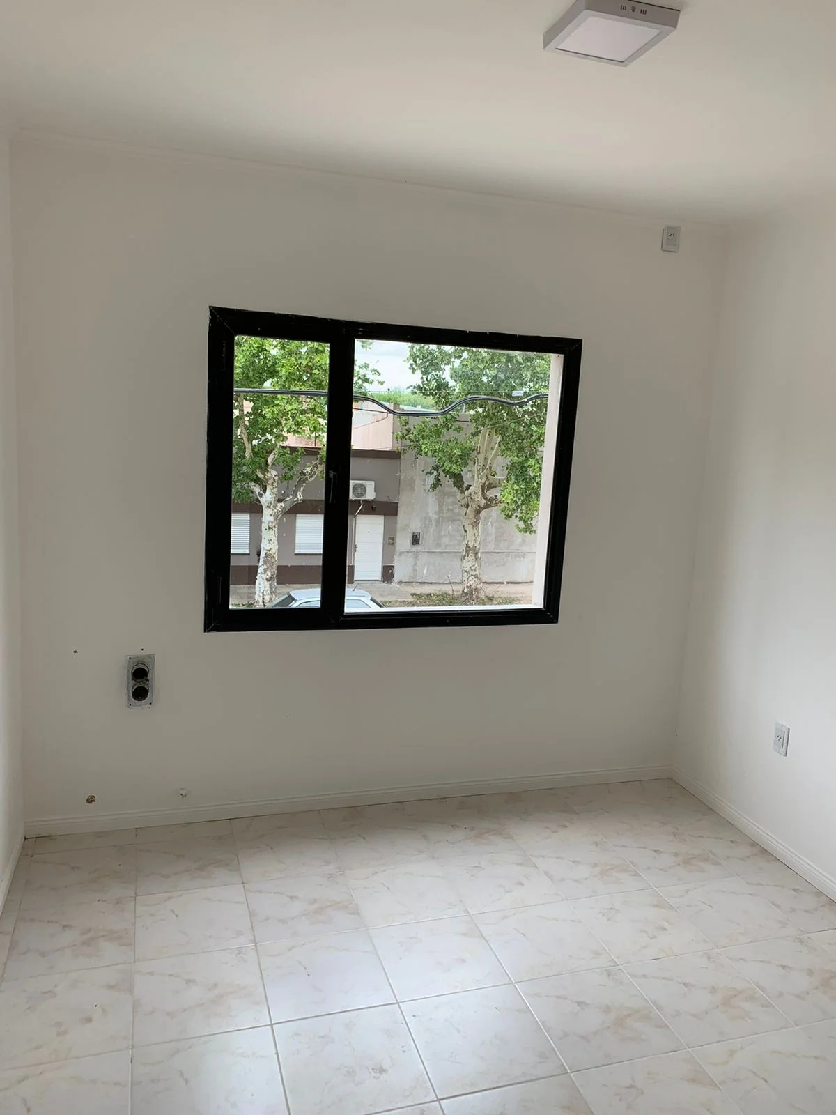 DEPTO EN VENTA | ROCA Y REMEDIOS DE ESCALADA | BRAGADO