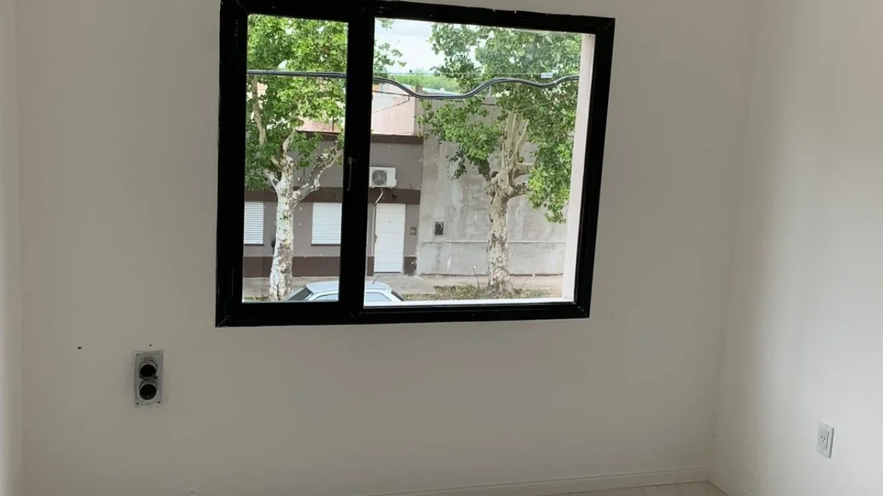 DEPTO EN VENTA | ROCA Y REMEDIOS DE ESCALADA | BRAGADO