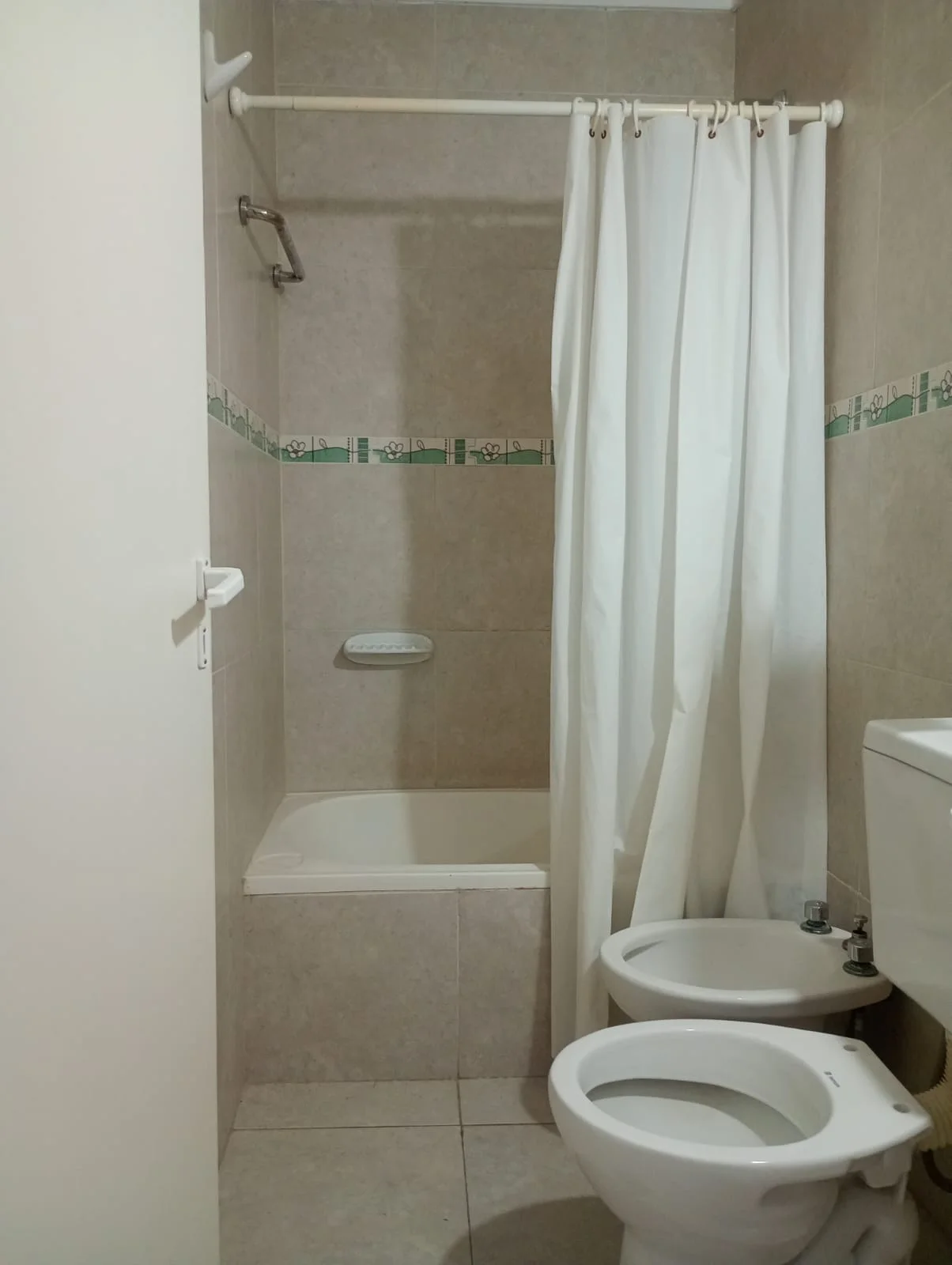 EN ALQUILER-DEPARTAMENTO DE 2 AMBIENTES