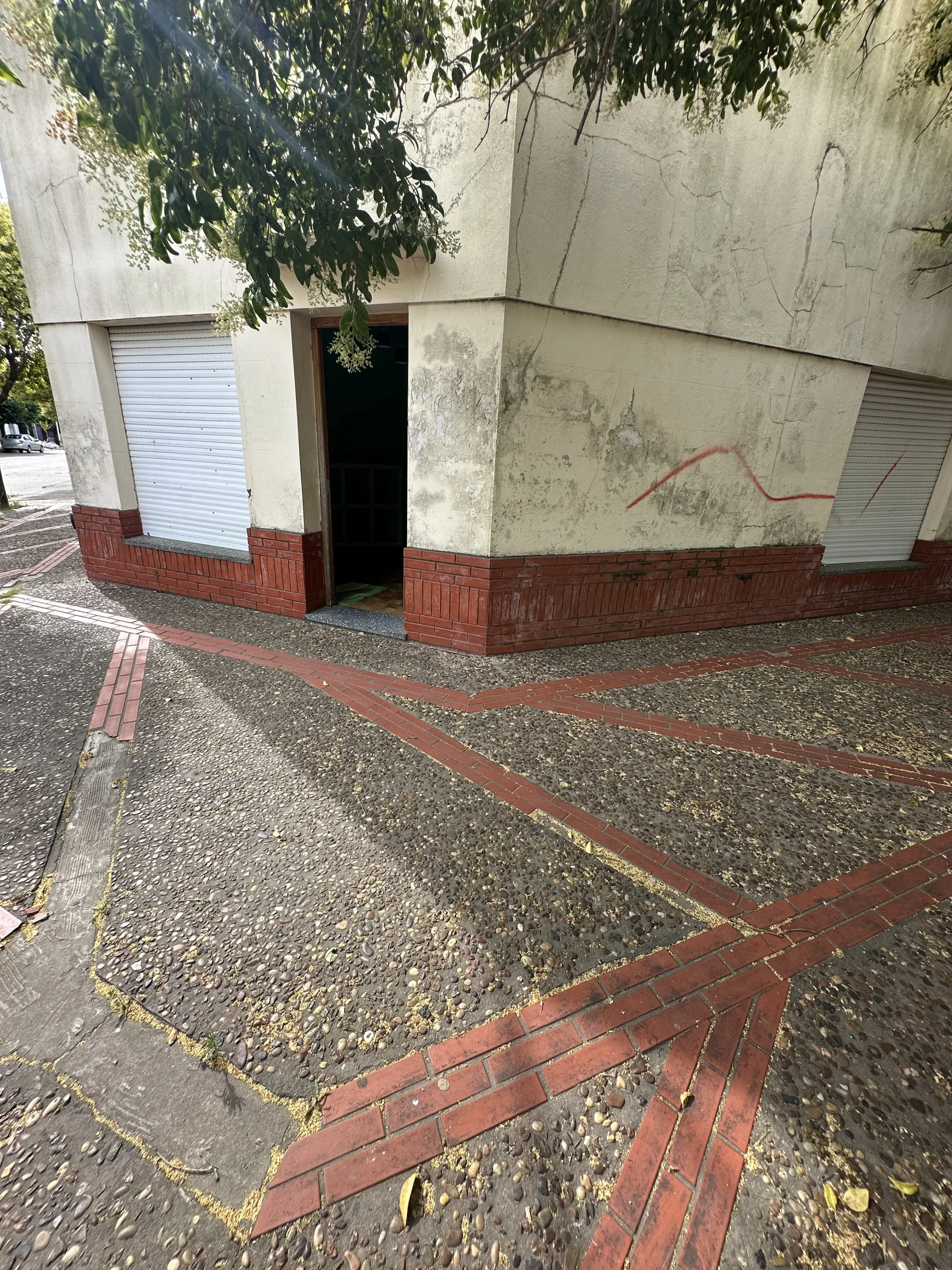 Casa céntrica Del Busto y Rauch