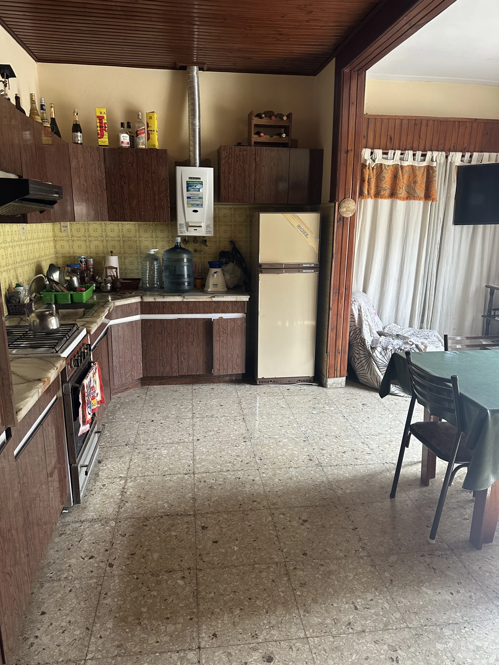 Casa céntrica Del Busto y Rauch