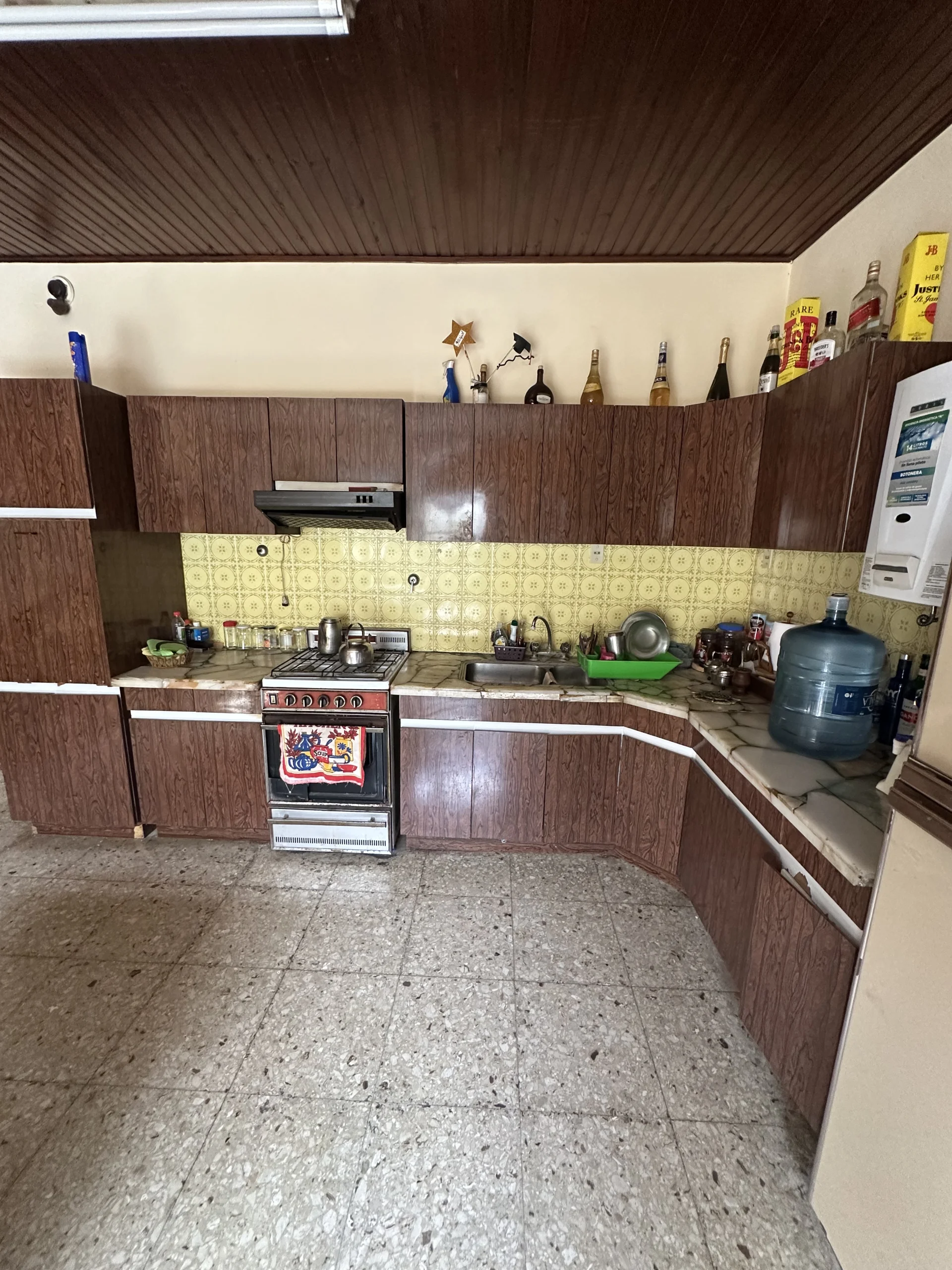 Casa céntrica Del Busto y Rauch