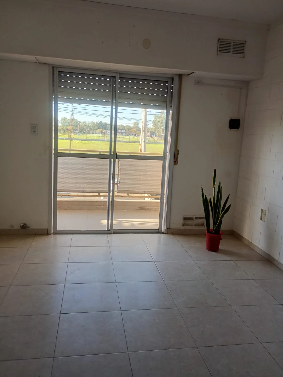 EN ALQUILER-DEPARTAMENTO DE 2 AMBIENTES