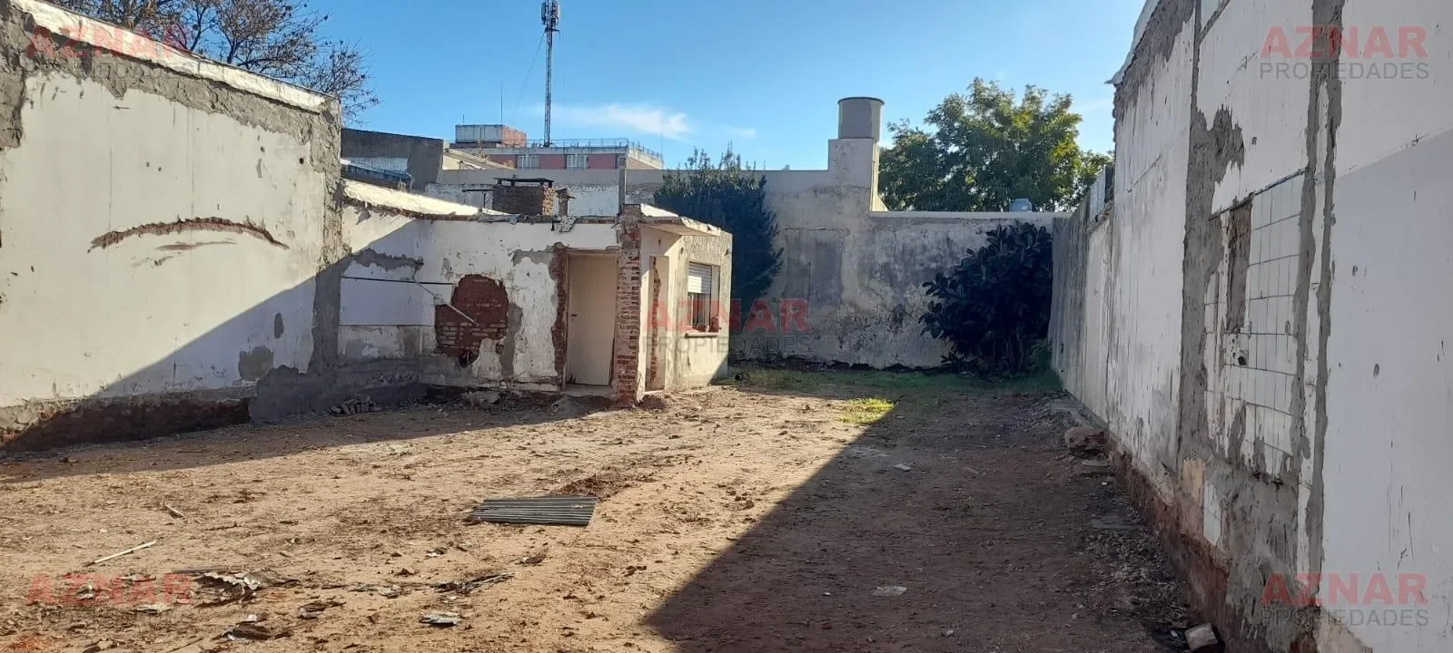 Terreno en Venta en Quiroga Nº 75 e/ Rivadavia y Gral. Paz
