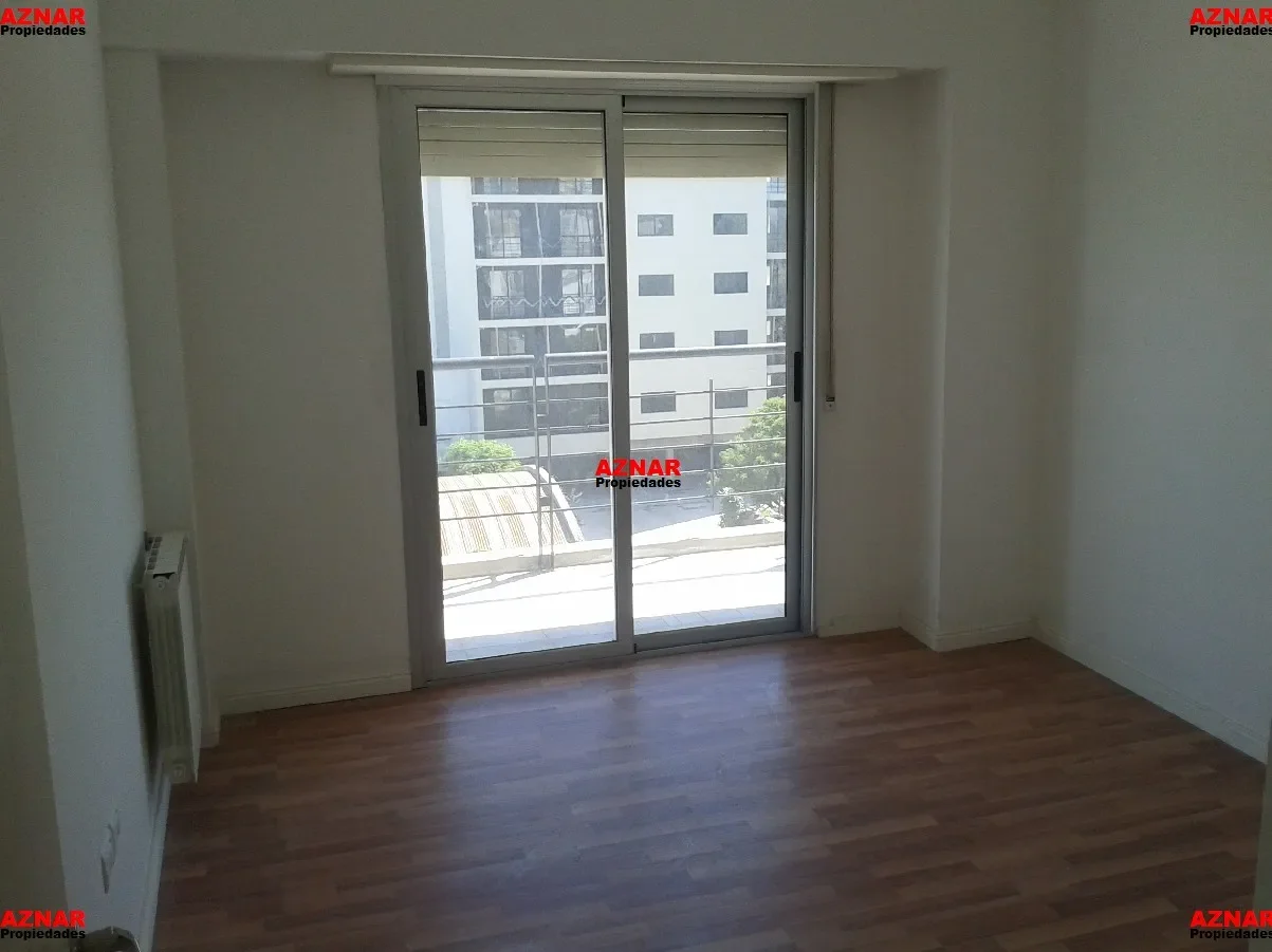 Departamento en venta en Pellegrini N° 1644