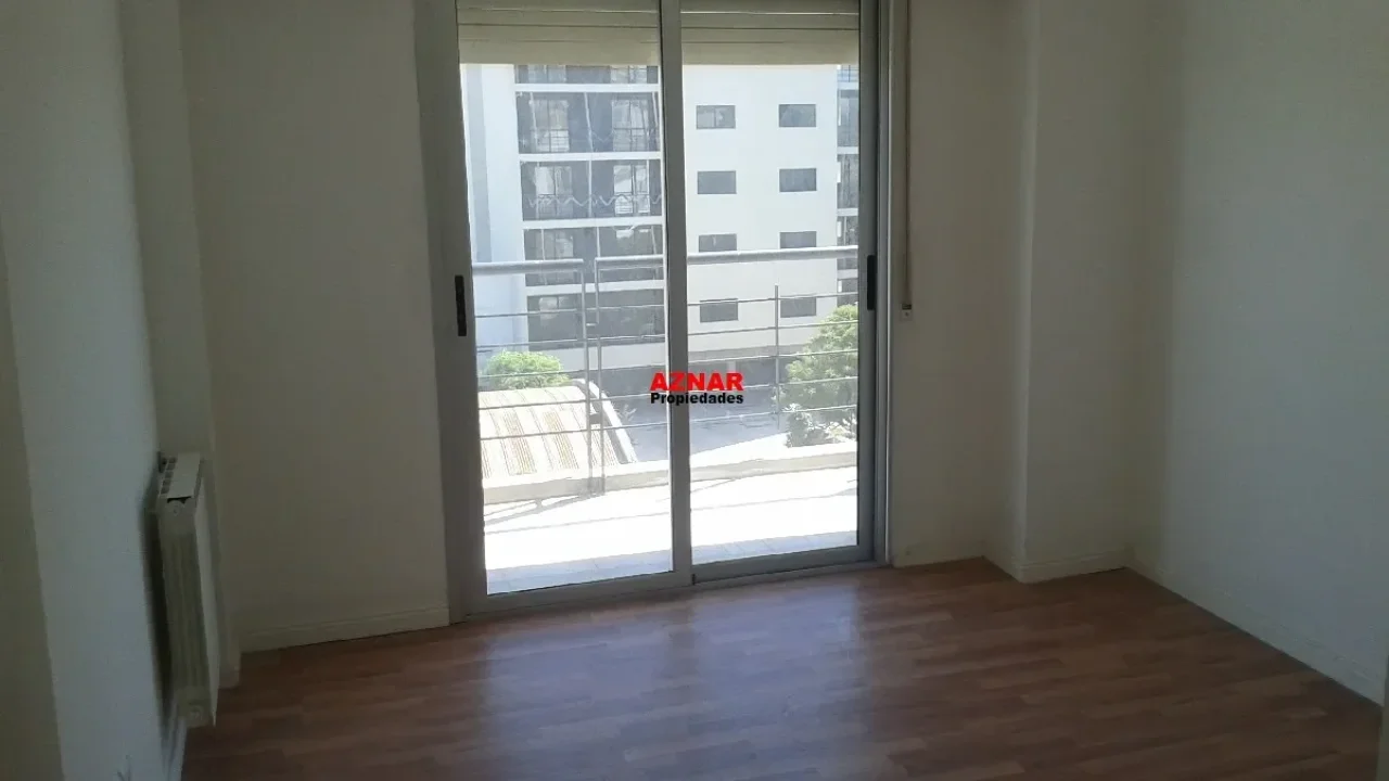 Departamento en venta en Pellegrini N° 1644