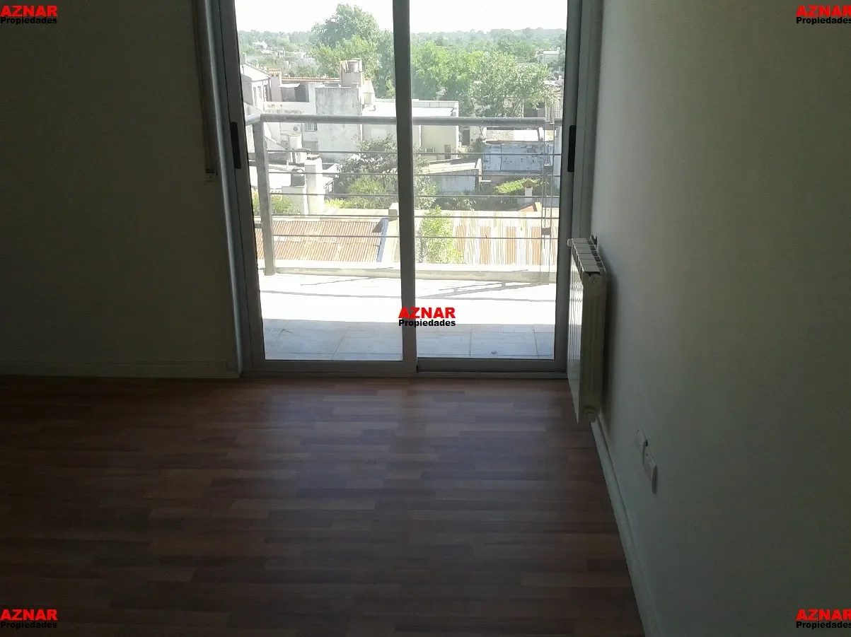 Departamento en venta en Pellegrini N° 1644