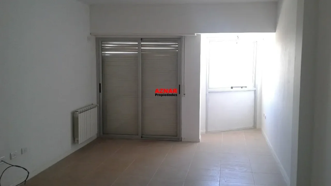 Departamento en venta en Pellegrini N° 1644