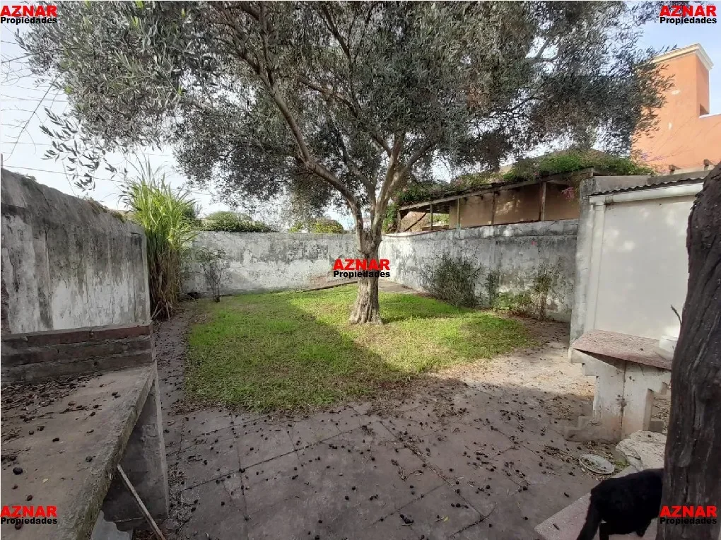 Casa en venta en Maroni Nº 136 e/ Gral. Paz y R. de Escalada