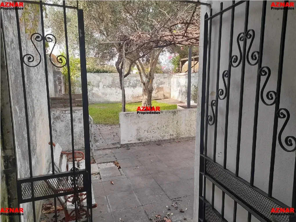 Casa en venta en Maroni Nº 136 e/ Gral. Paz y R. de Escalada
