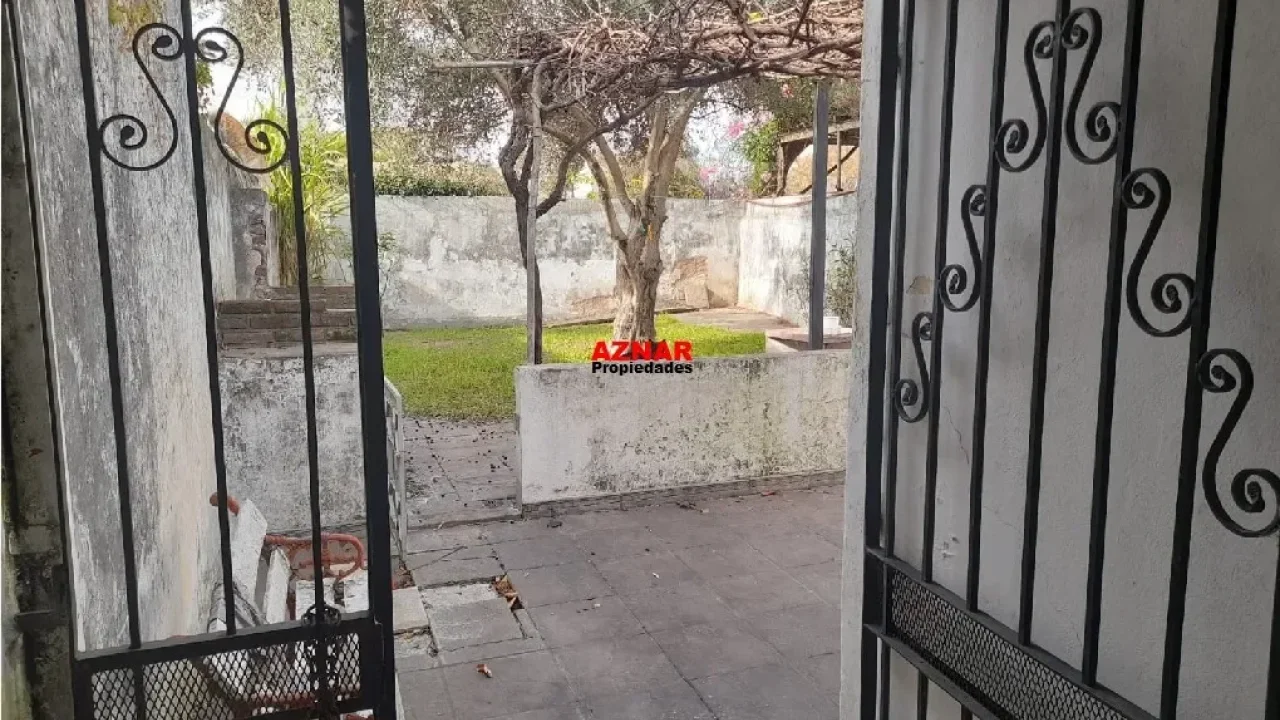 Casa en venta en Maroni Nº 136 e/ Gral. Paz y R. de Escalada
