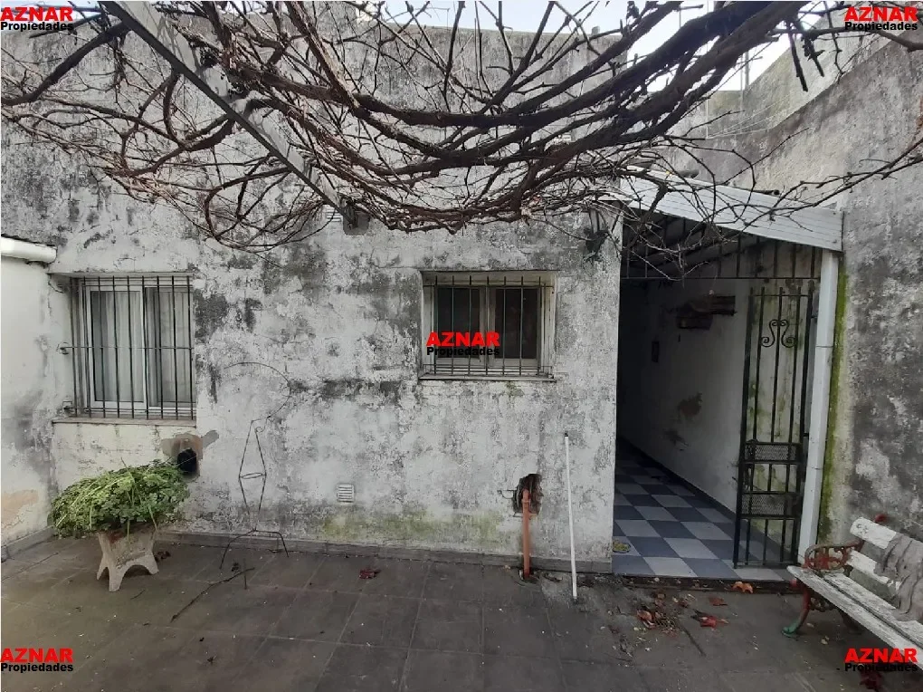 Casa en venta en Maroni Nº 136 e/ Gral. Paz y R. de Escalada