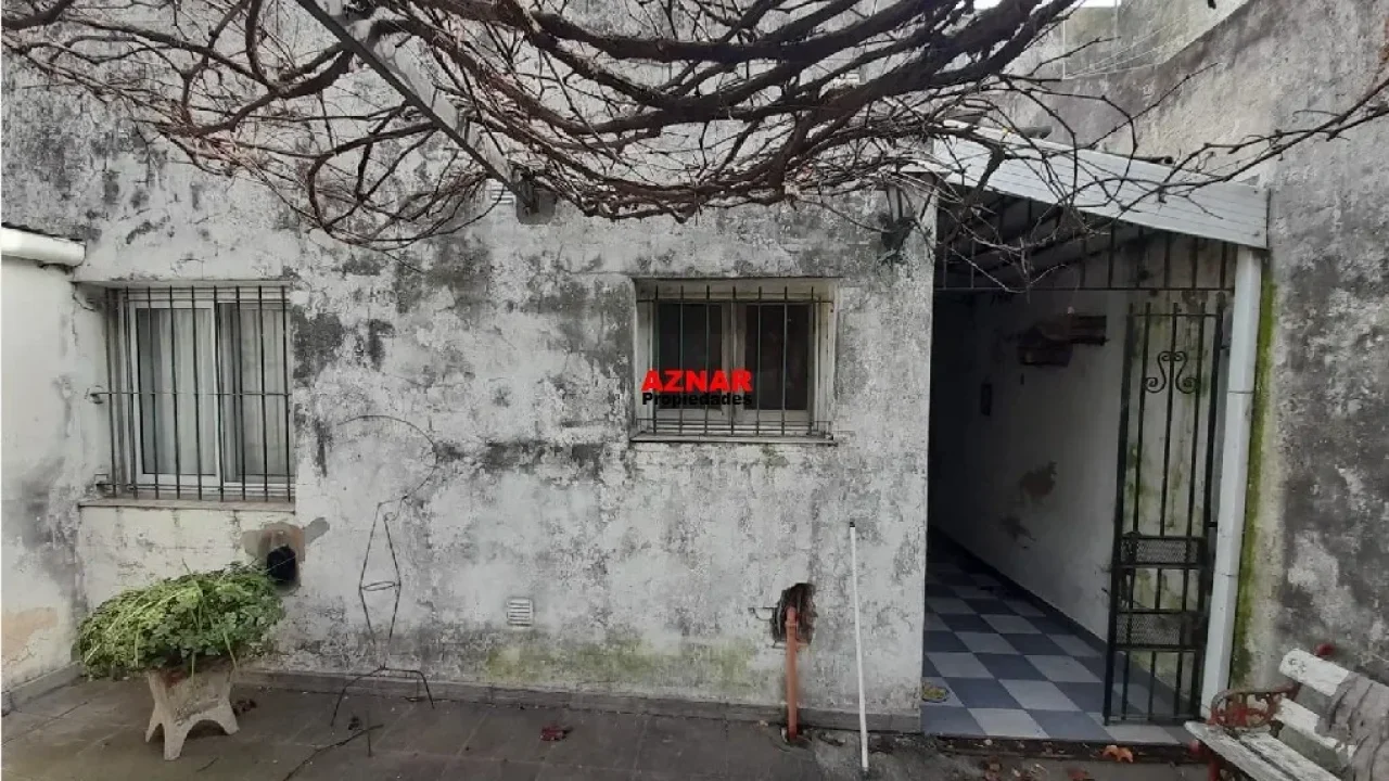 Casa en venta en Maroni Nº 136 e/ Gral. Paz y R. de Escalada