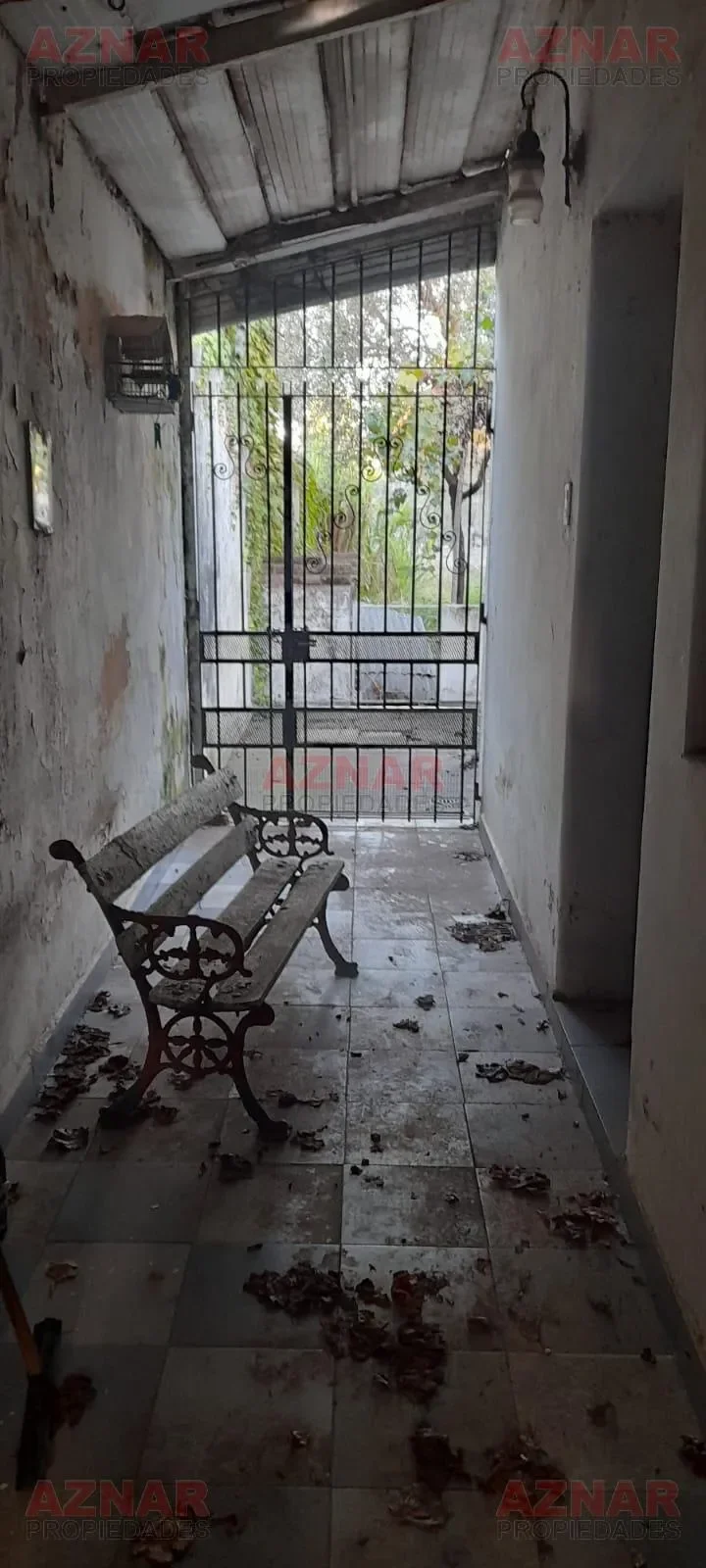 Casa en venta en Maroni Nº 136 e/ Gral. Paz y R. de Escalada
