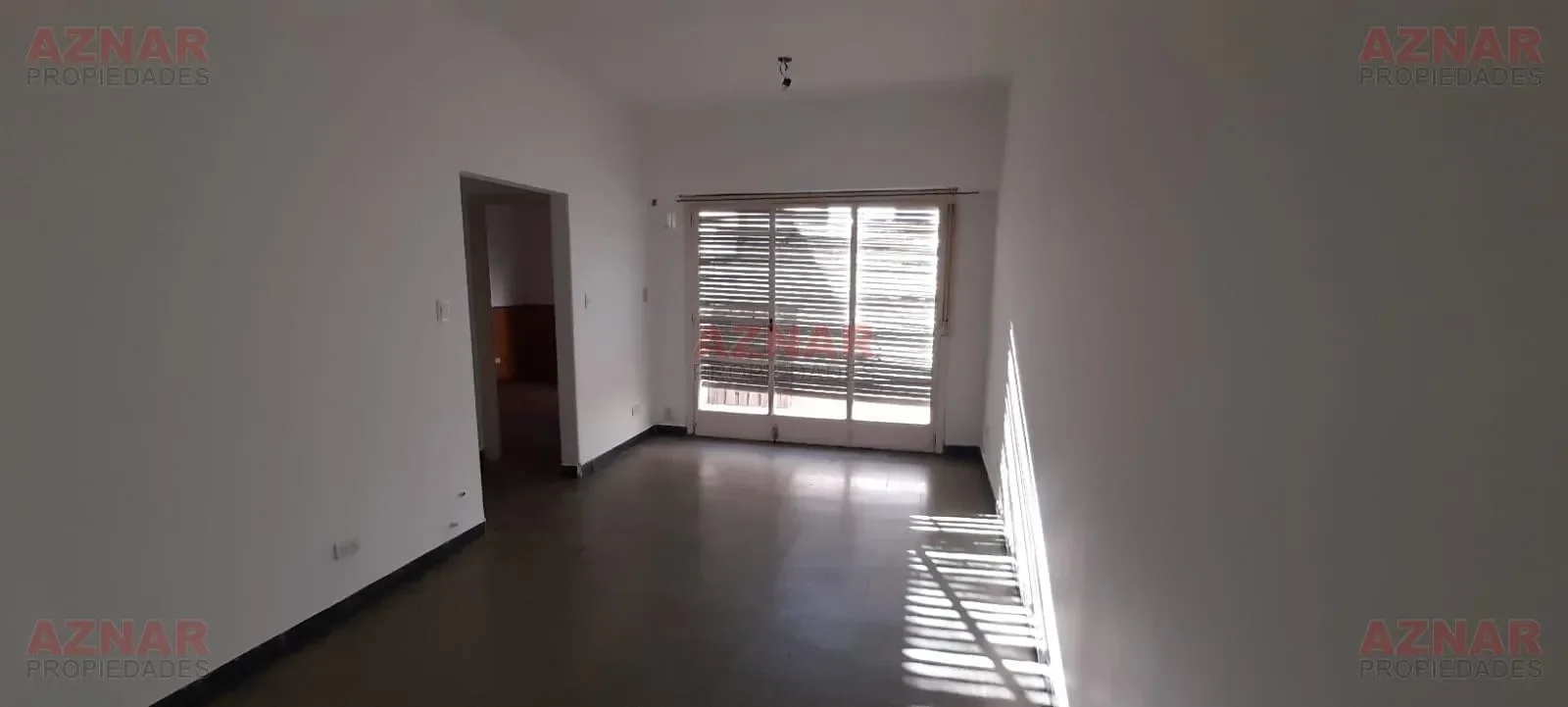 Departamento en venta en Pellegrini N°1365 - Galería Centenario