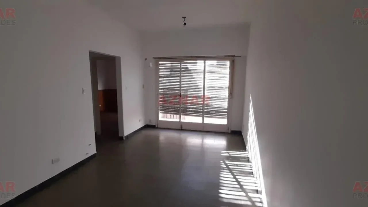 Departamento en venta en Pellegrini N°1365 - Galería Centenario