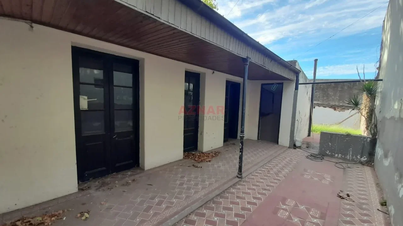 Casa en venta Belgrano N° 1108  esquina Italia