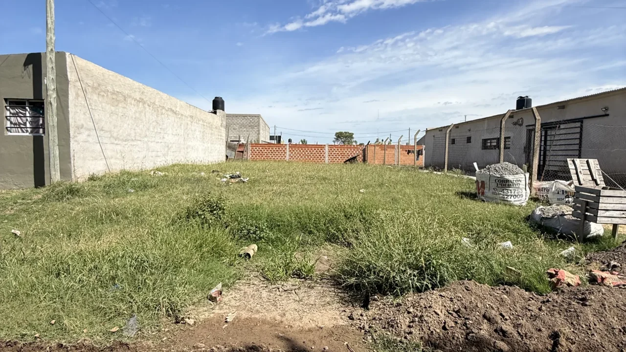 Lote German Vega e/ San Martín y Alem