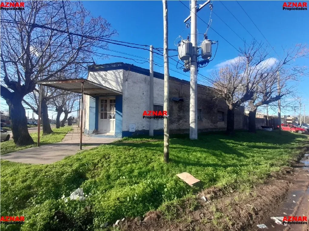 Casa con local en venta en Las Heras Nº 503 e/ Catamarca y Tucumán
