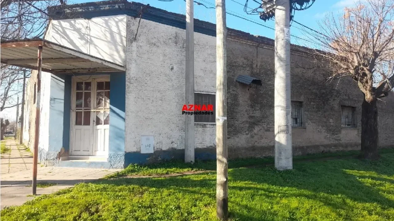 Casa con local en venta en Las Heras Nº 503 e/ Catamarca y Tucumán