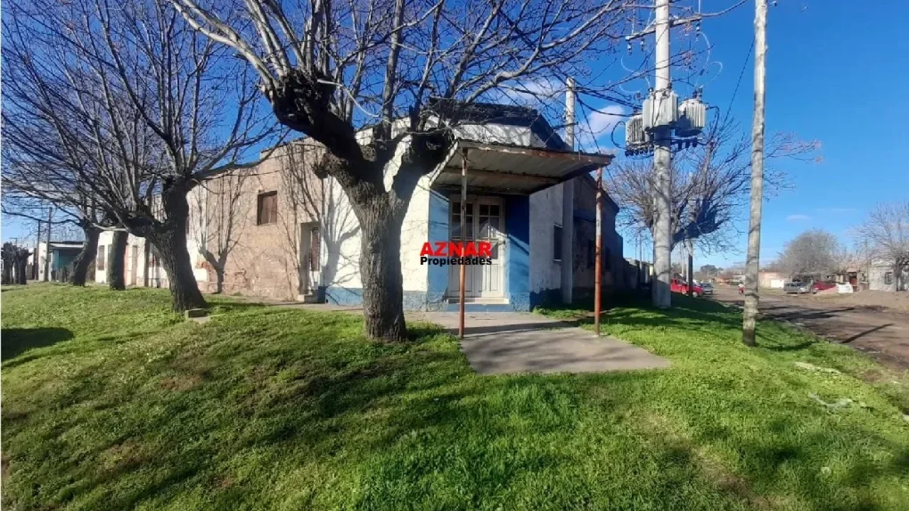 Casa con local en venta en Las Heras Nº 503 e/ Catamarca y Tucumán