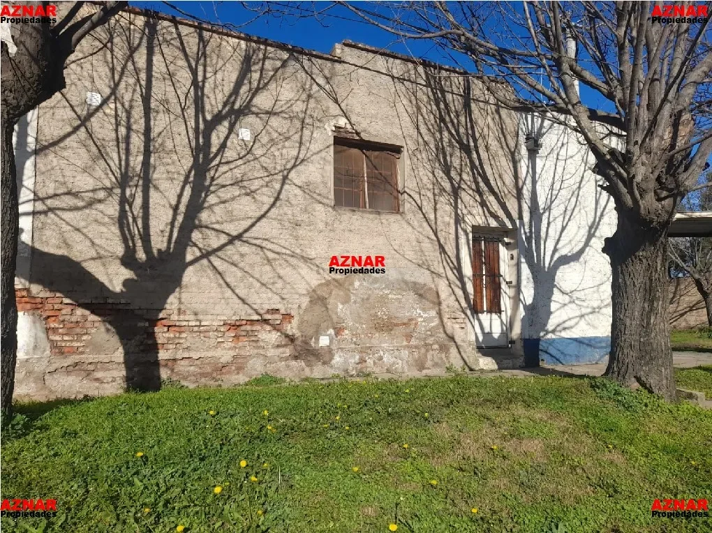 Casa con local en venta en Las Heras Nº 503 e/ Catamarca y Tucumán