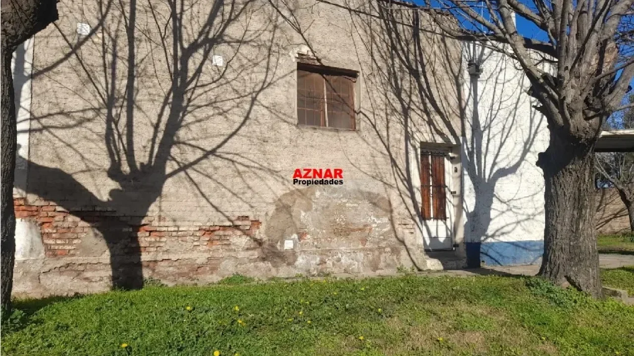 Casa con local en venta en Las Heras Nº 503 e/ Catamarca y Tucumán