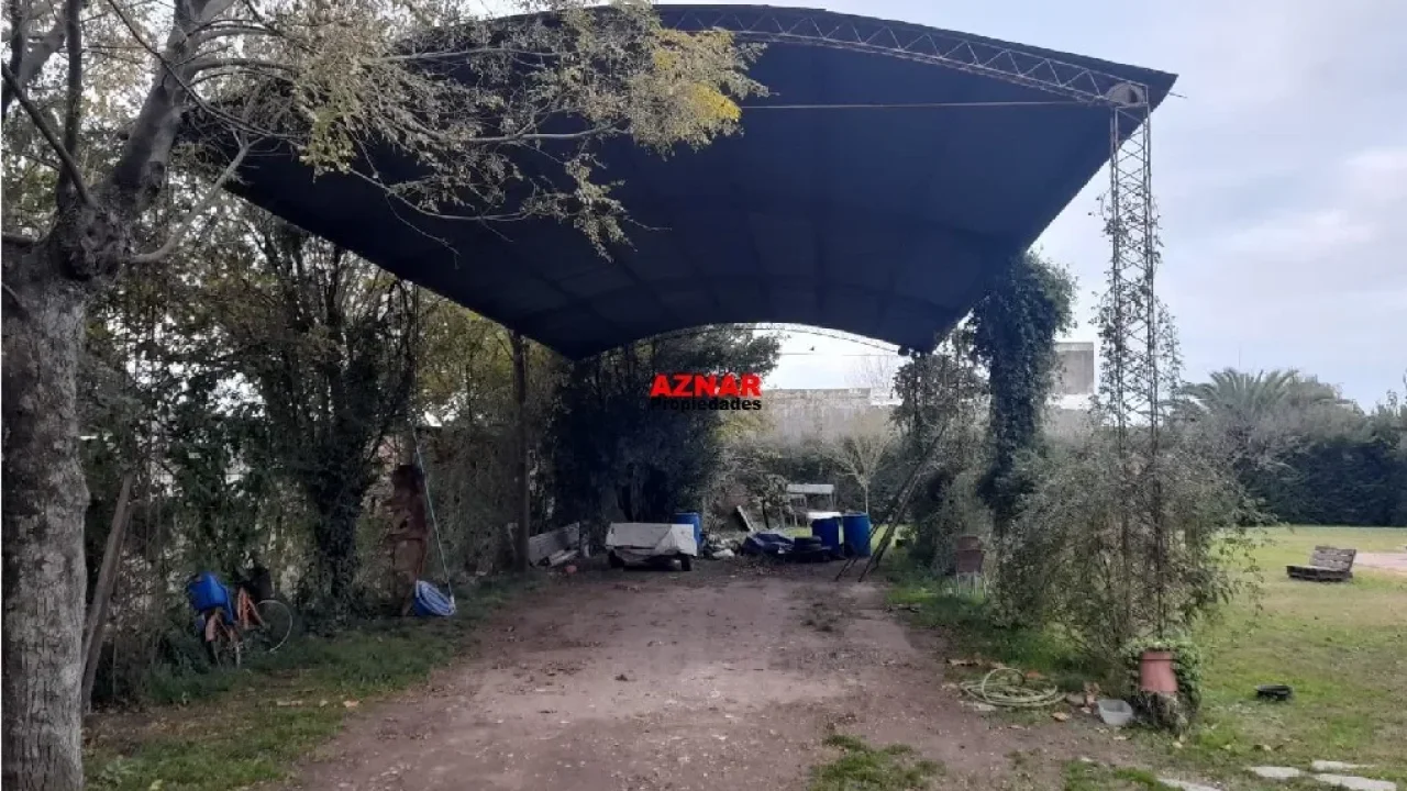Quinta en venta en Rivadavia Nº 2780 e/ Palacios y Viamonte