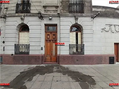 Casa en venta en Brown Nº 116 e/ Pellegrini y Belgrano