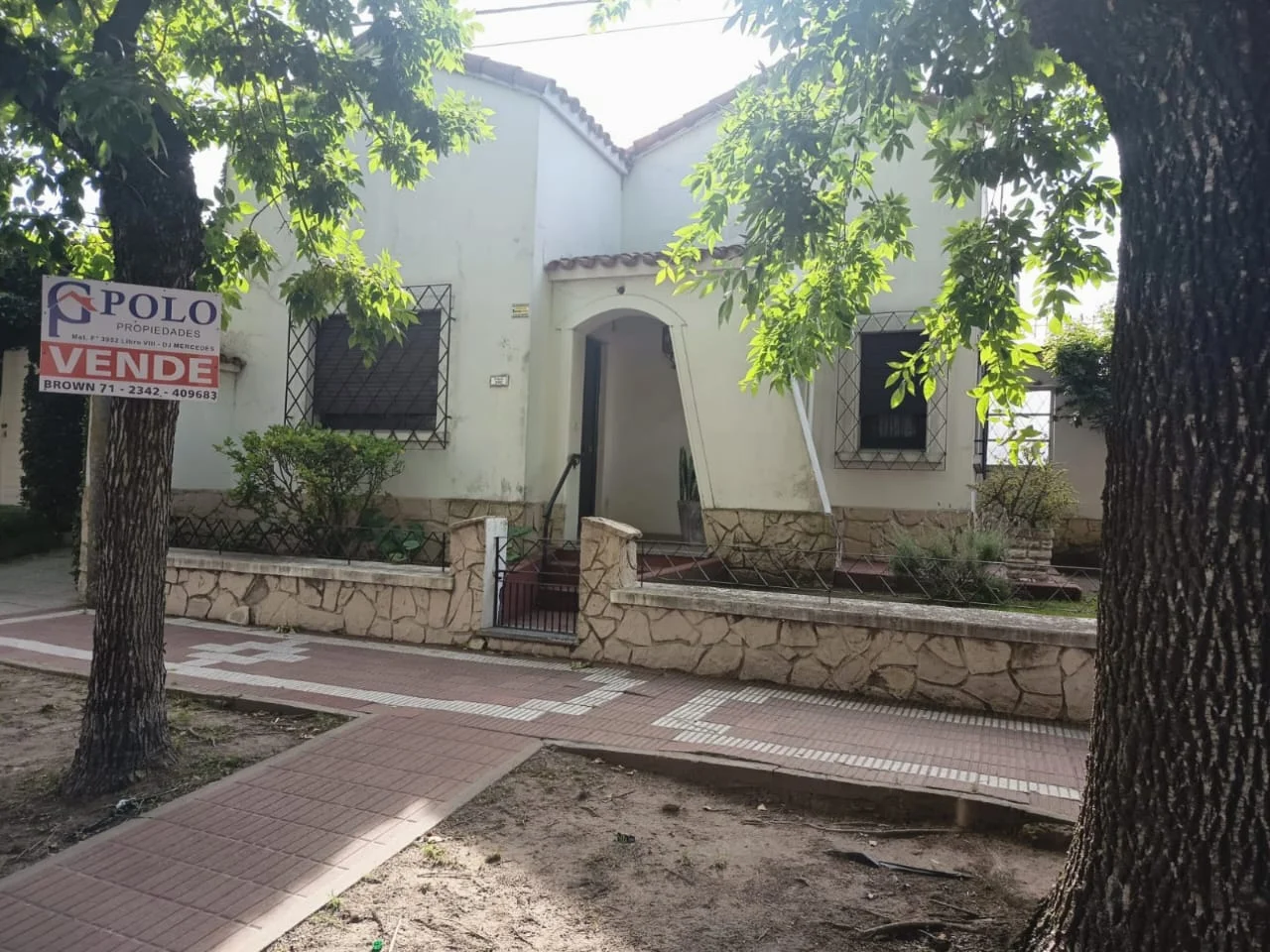 EN VENTA CASA UBICADA SOBRE CALLE ITALIA N°280