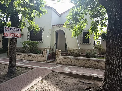 EN VENTA CASA UBICADA SOBRE CALLE ITALIA N°280