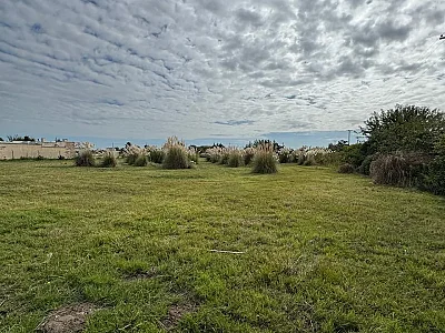 VENTA - LOTE LOS ROBLES