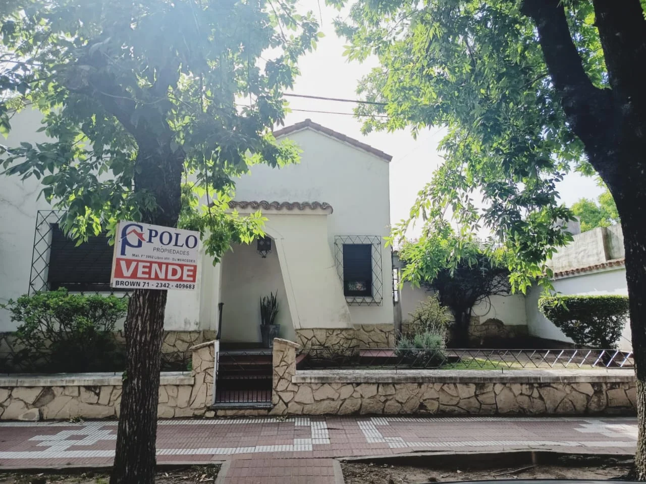 EN VENTA CASA UBICADA SOBRE CALLE ITALIA N°280