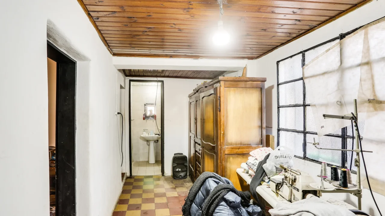 VENTA - CASA SARMIENTO I