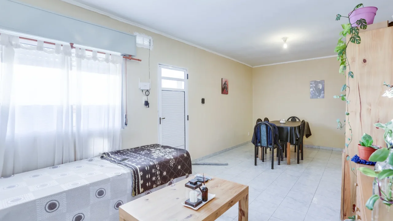 VENTA - CASA SARMIENTO IV