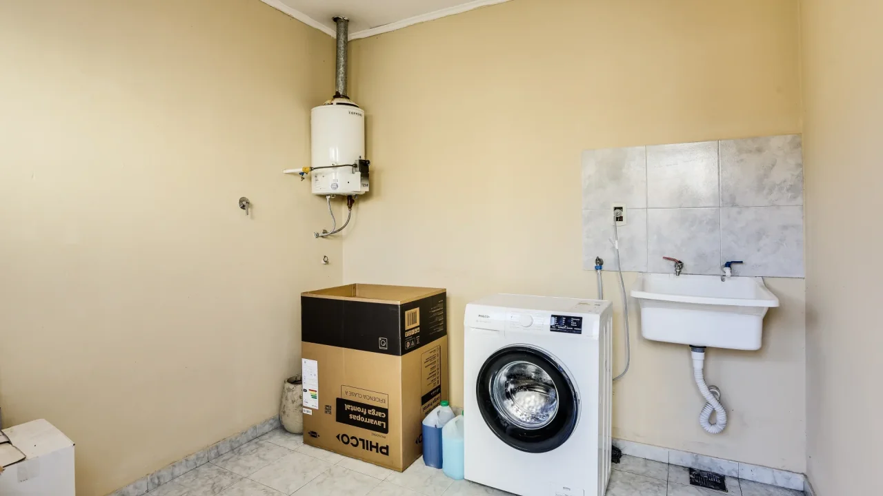 VENTA - CASA SARMIENTO IV