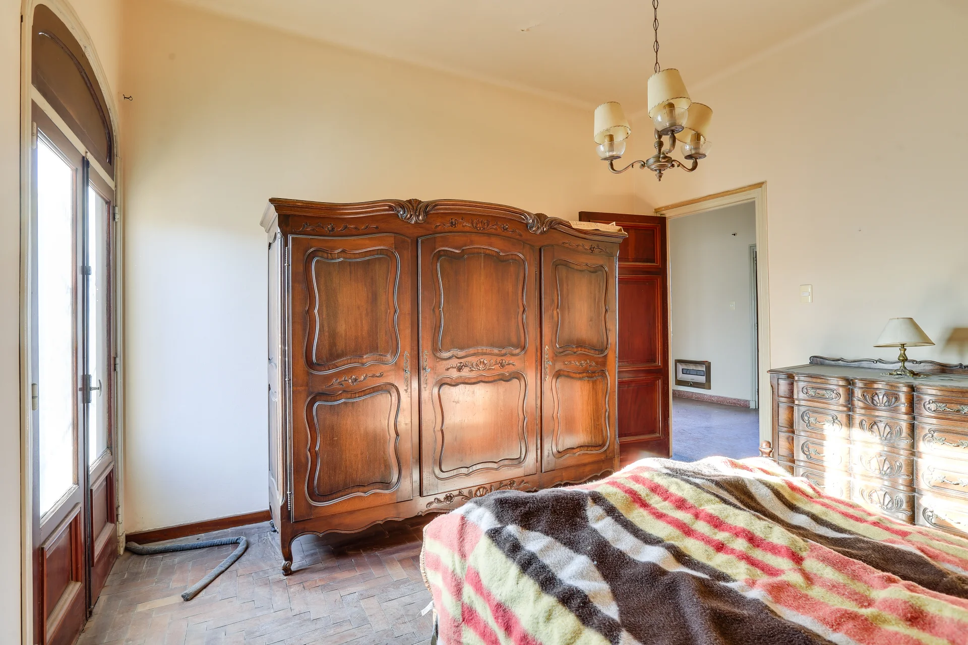 VENTA - CASA PELLEGRINI