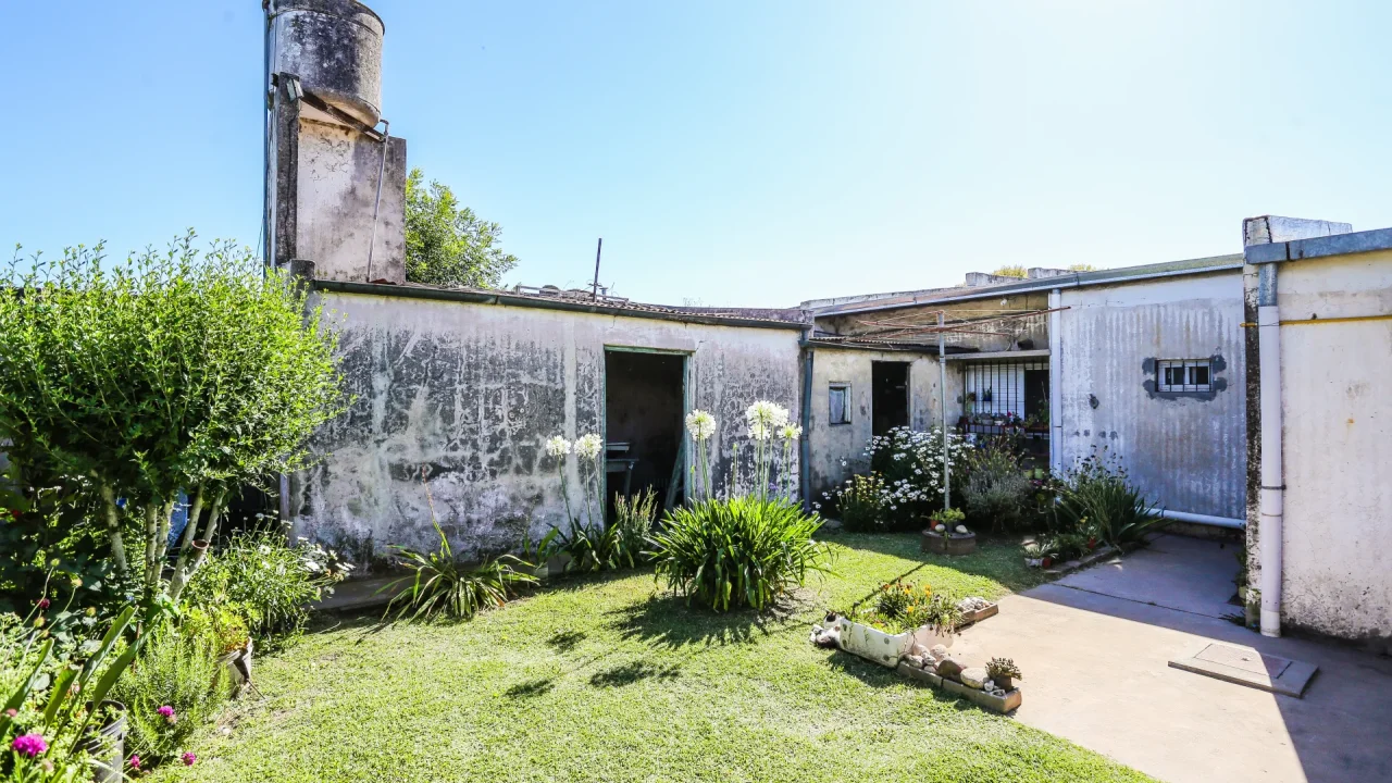 VENTA - CASA BALCARCE